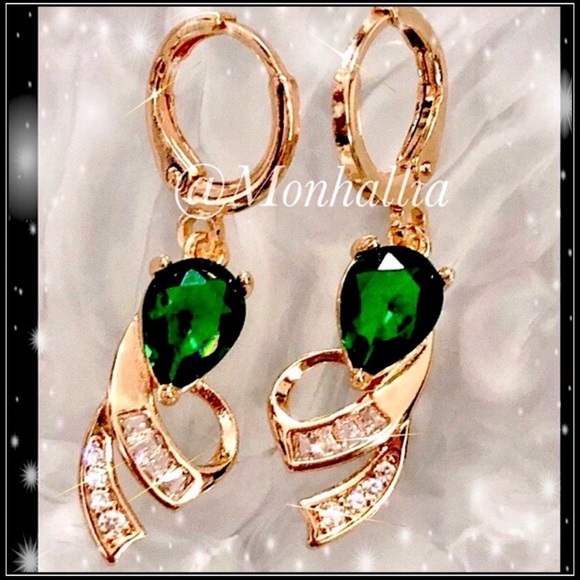 None Jewelry - 14k GOLD GREEN SIMULATED EMERALD WHITE SAPPHIRE BAGUETTE RIBBON EARRINGS